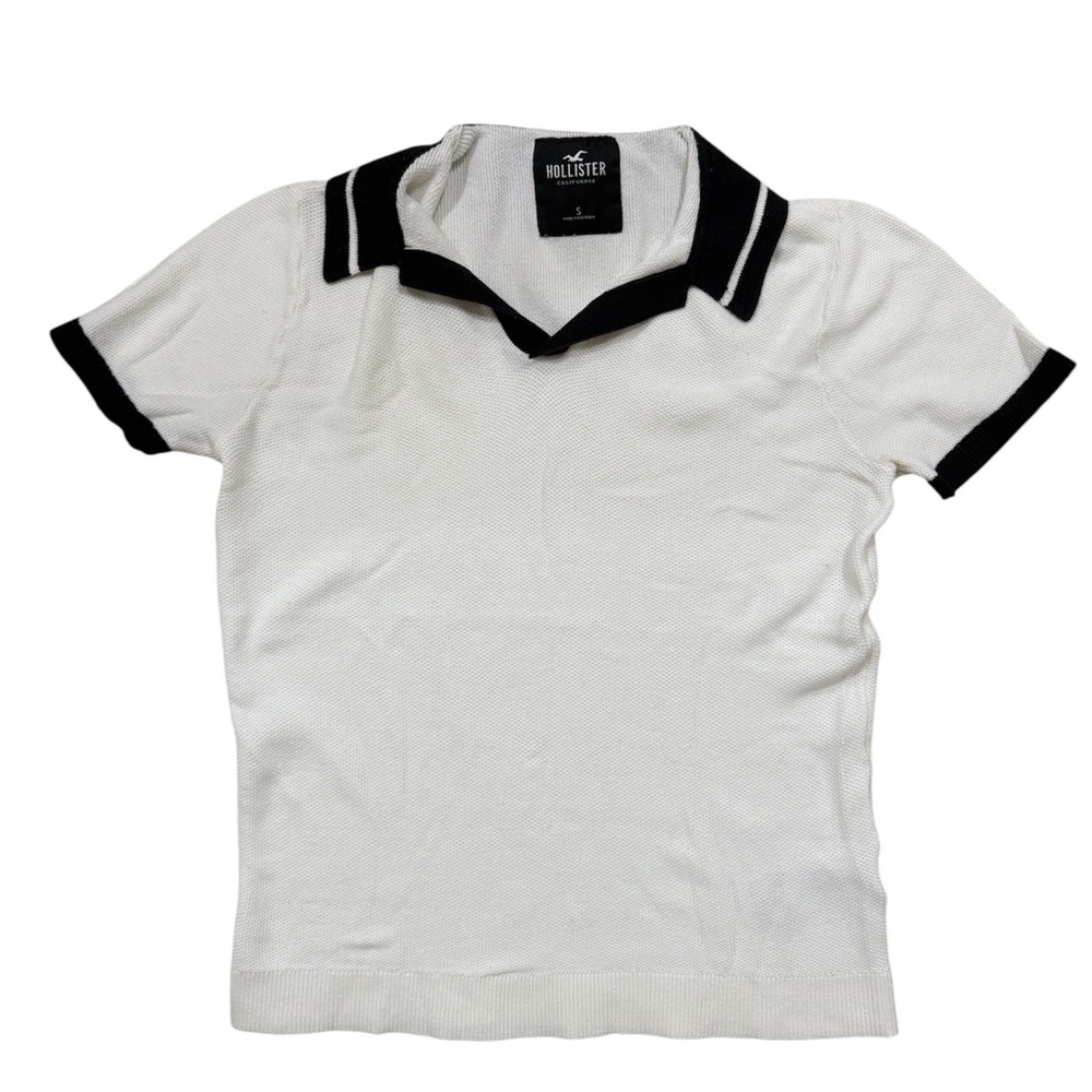 Hollister White Polo with Black Accents Knitted